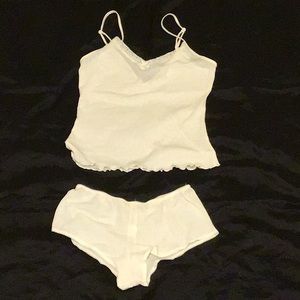 NWOT Soft white sleep set